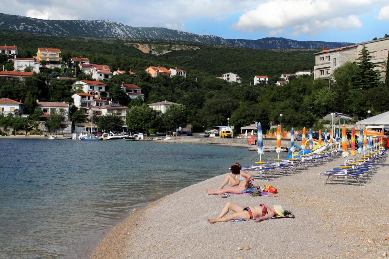 Apartments With A Parking Space Jadranovo, Crikvenica - 5285 Bagian luar foto